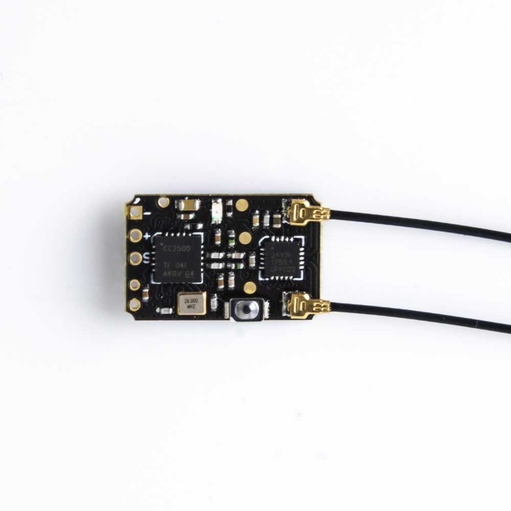 Radiomaster-R1ミニr81ナノレシーバー、sbu - Receiver Sbus 8Ch のレビューと価格